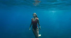 How soon Can I Swim After Coloring My Hair? How soon Can I Swim After Coloring My Hair?