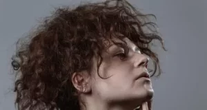 How to Fix Dead Hair Follicles at Home Without Cutting It